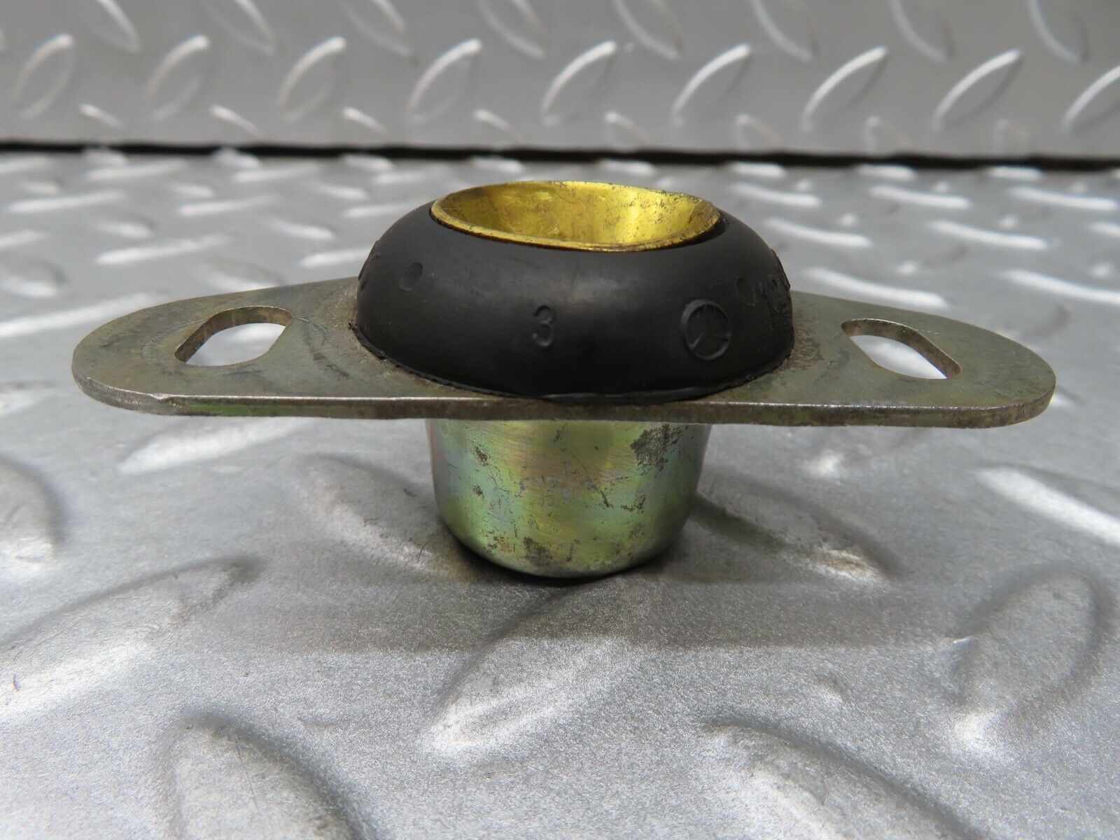 17297 Mercedes-Benz R129 300SL Coupe Roof Lock Latch 1296300320