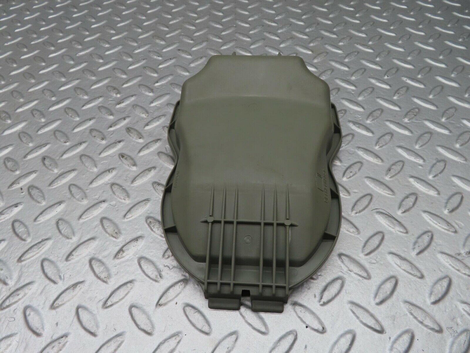 14837 Mercedes-Benz W123 Headlight Back Cover