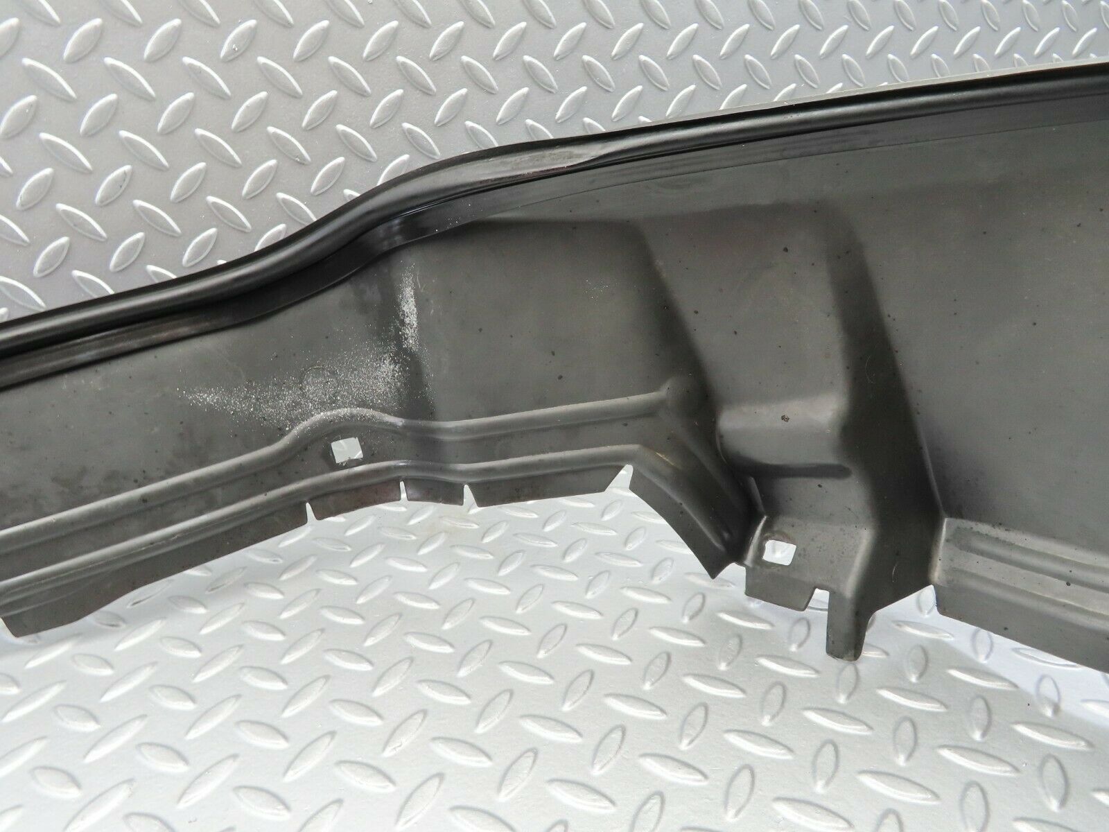 6988 Mercedes-Benz S124 E220 Wagon Inner Mudguard Panelling Front Left