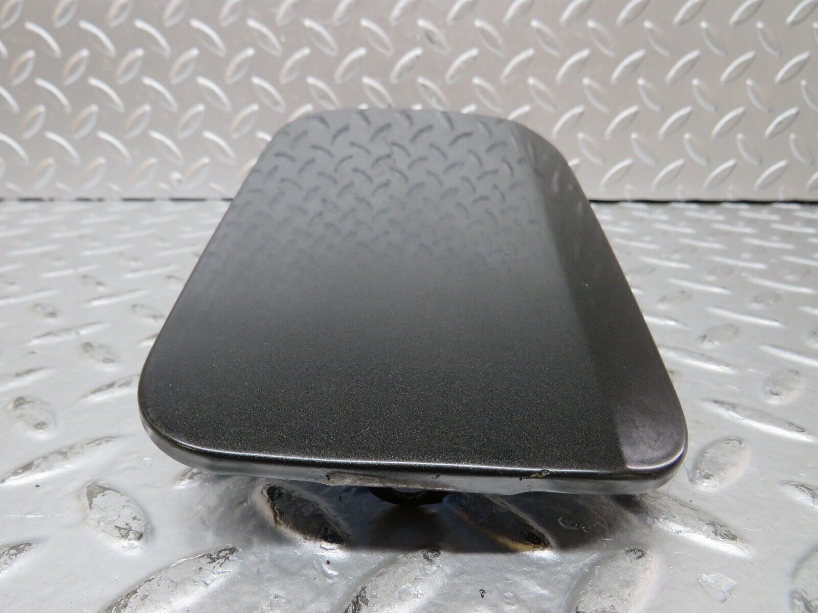 26610 Mercedes-Benz C124 220CE Coupe Fuel Tank Flap Cap 1245846939