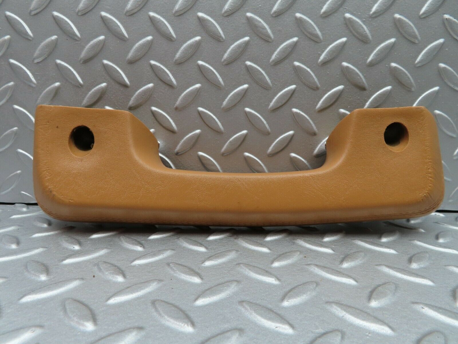 5718 Mercedes-Benz W123 200 Interior Door Handle Front Right 1239702001