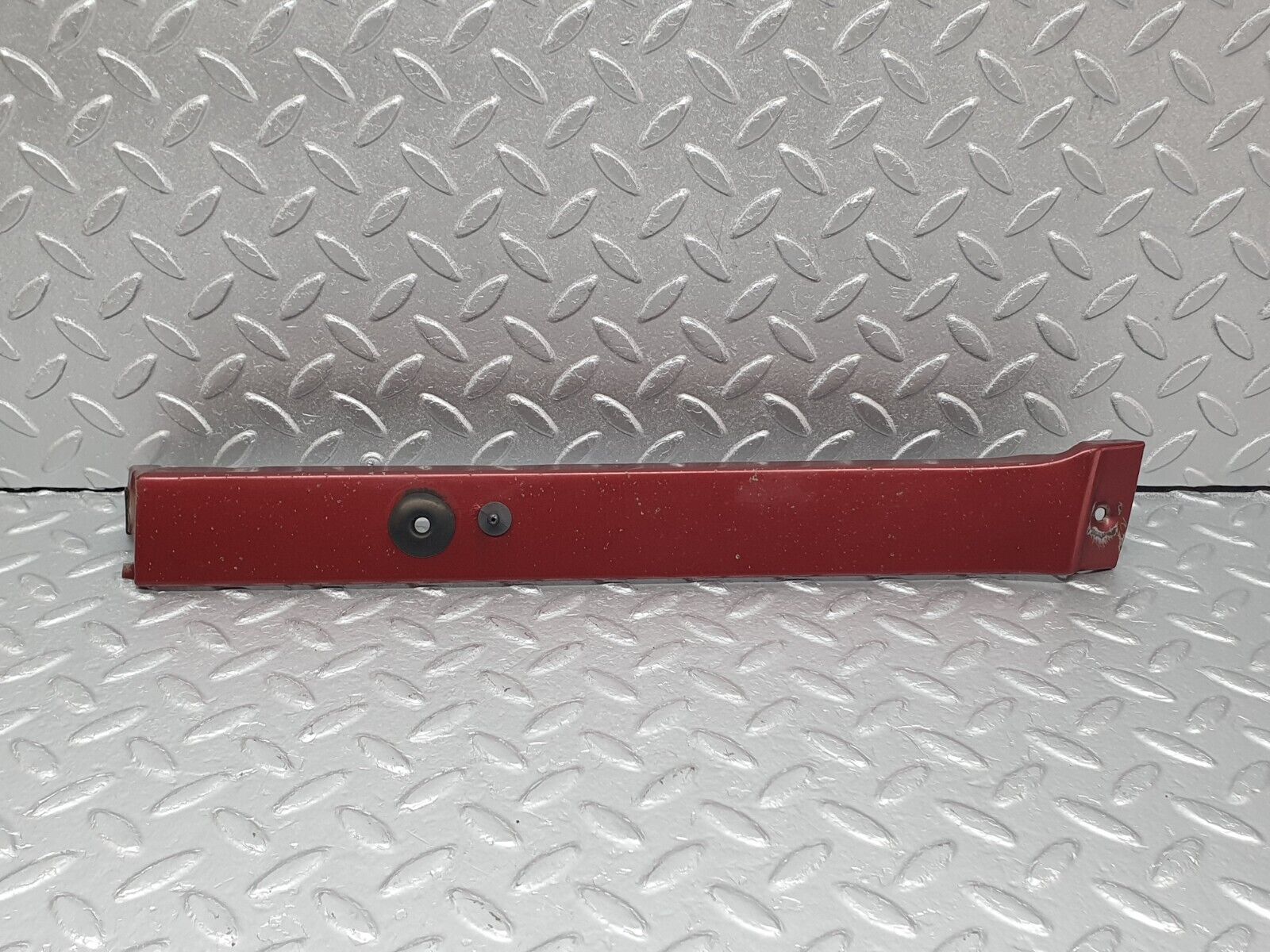 41019 Mercedes-Benz W126 300SE Under Headlight Trim Right Side 2018690124