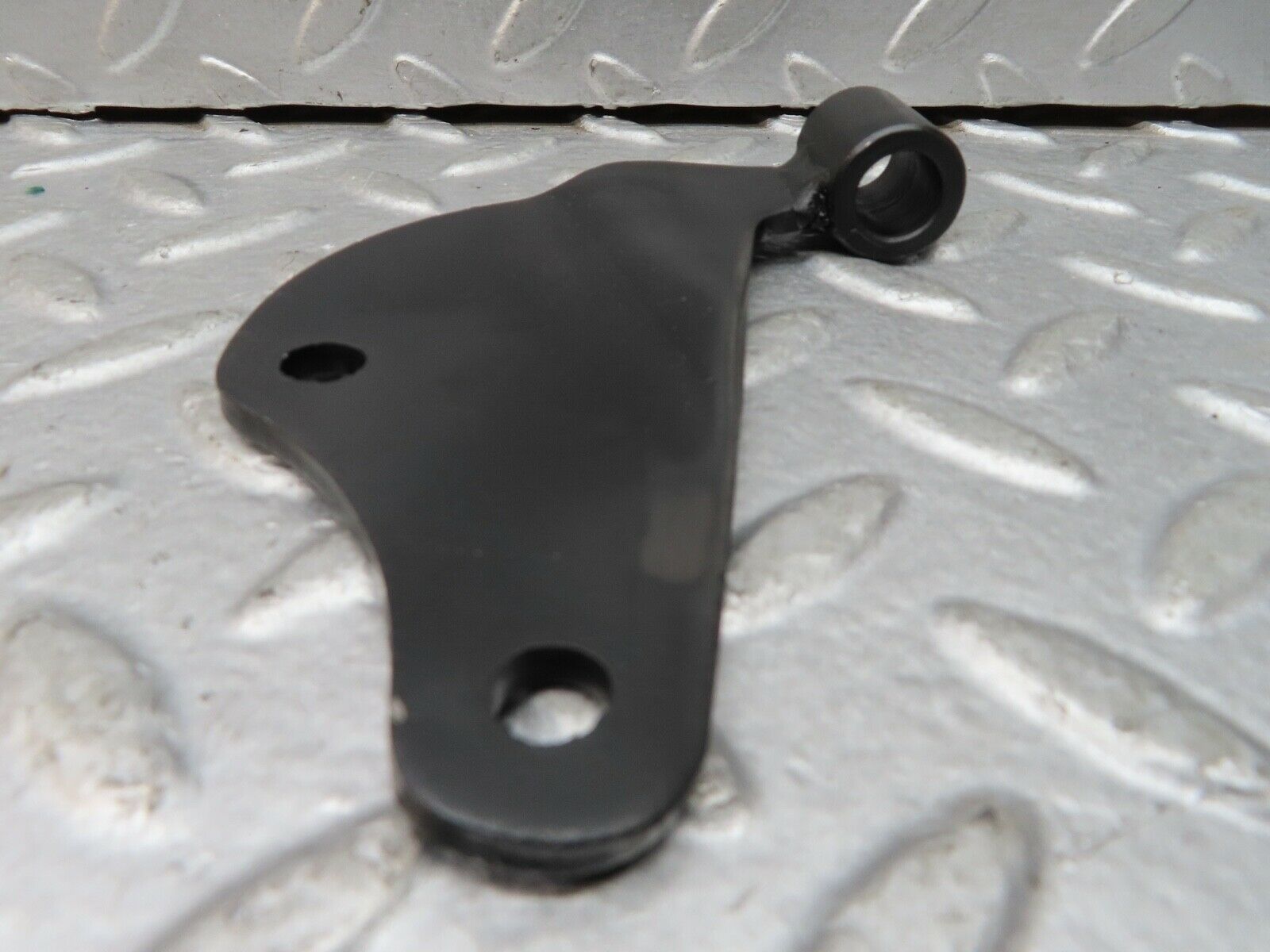 18750 Mercedes-Benz W120 W121 Ponton Engine Mount Bracket Left & Right