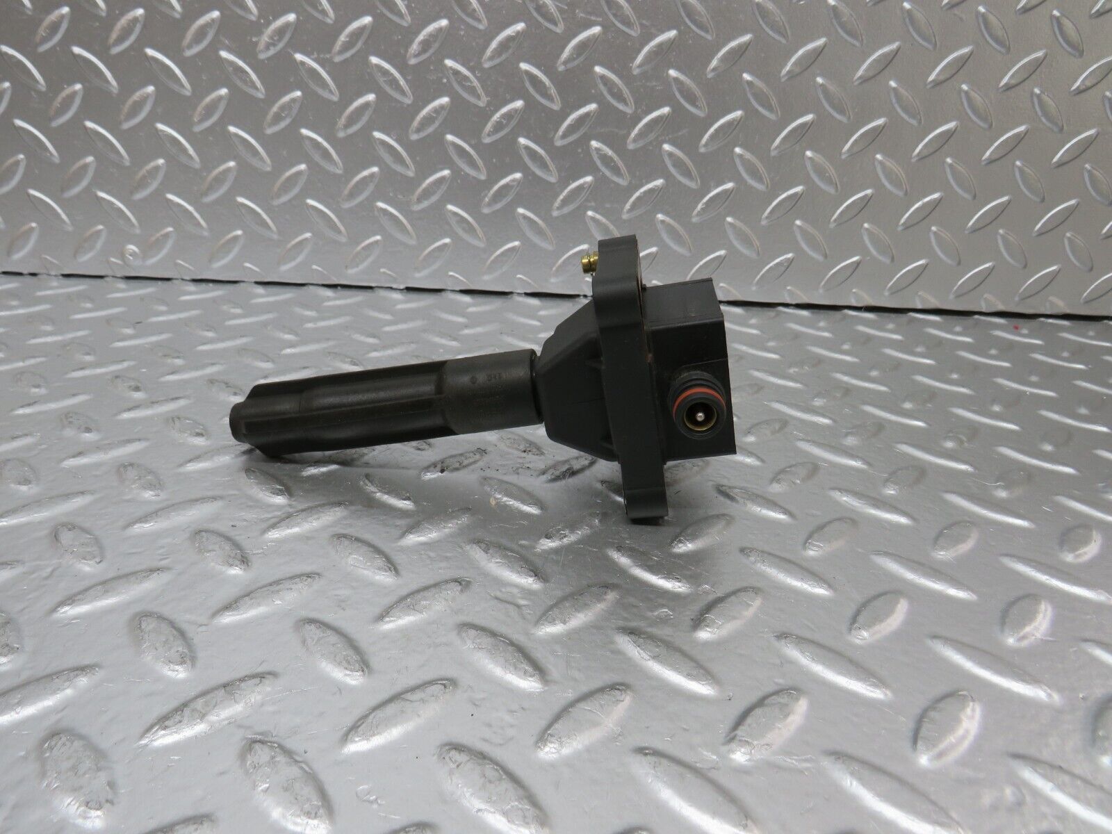 24942 Mercedes-Benz W140 S320 Ignition Coil Bosch 0001587503