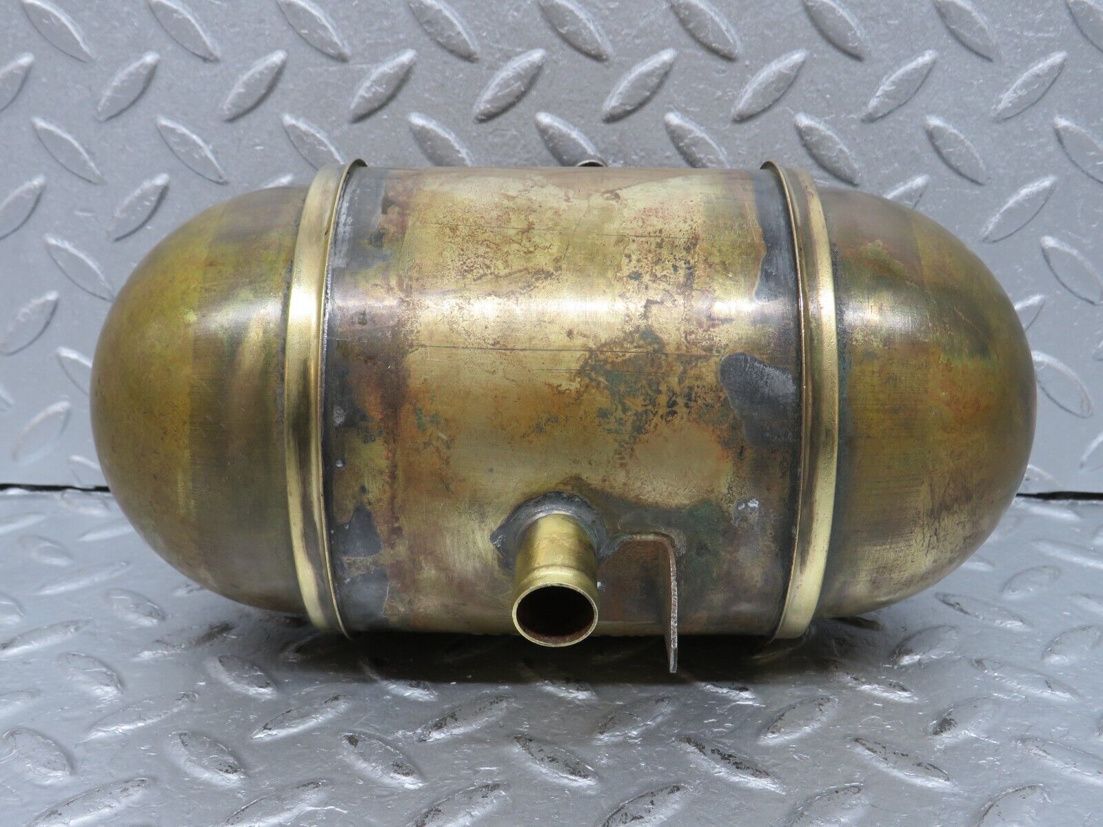 40231 Mercedes-Benz W110 230 Coolant Reservoir Tank 1105000049