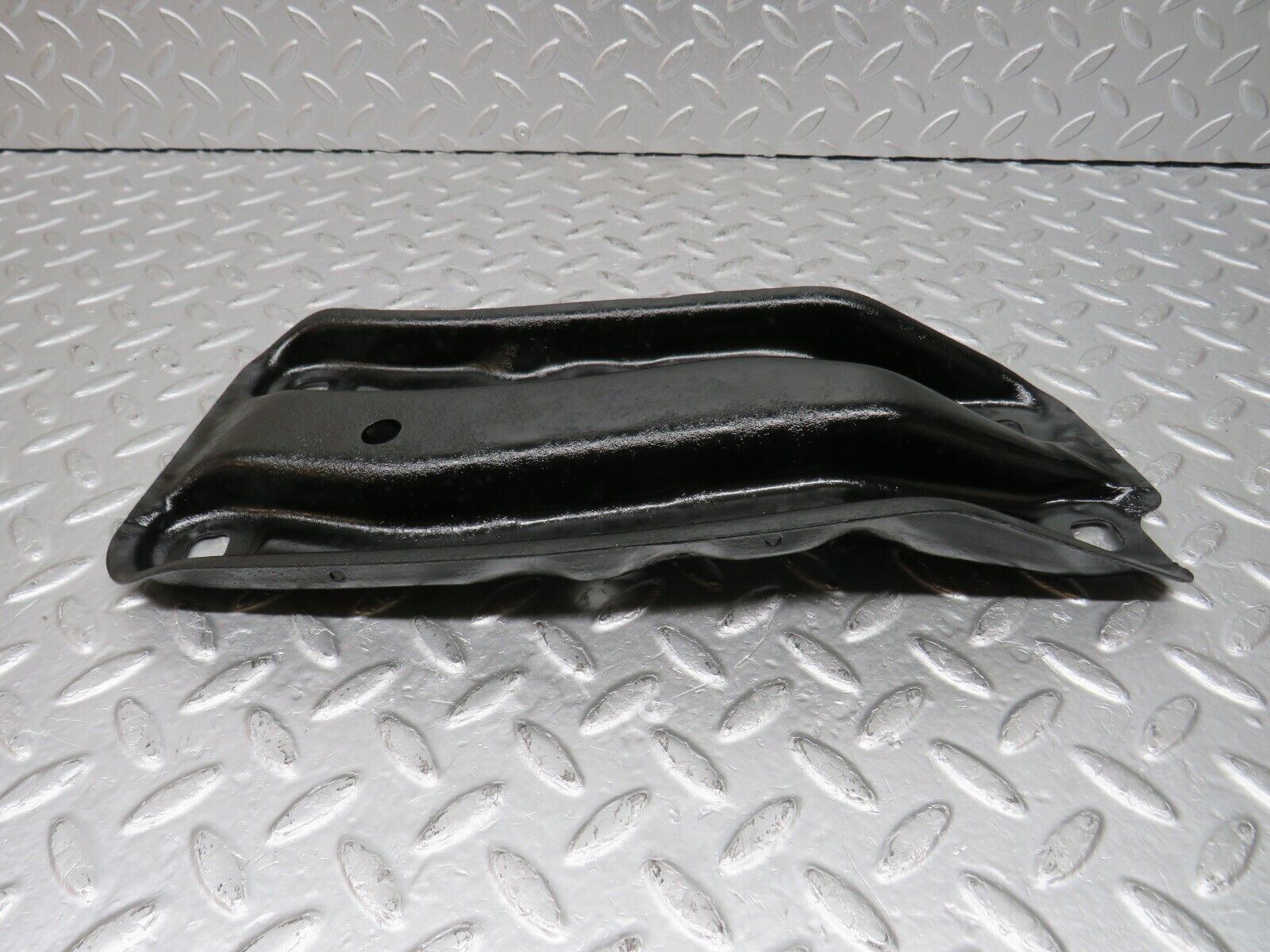 33403 Mercedes-Benz W202 C180 Gearbox Mount Bracket