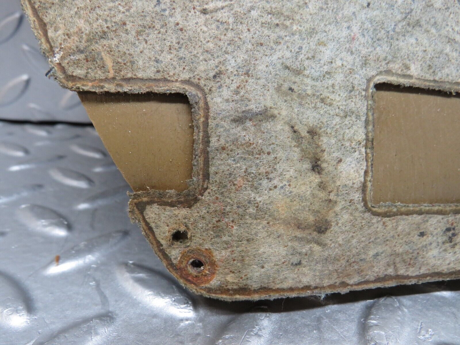 37935 Mercedes-Benz A124 320E Cabriolet Centre Console Carpet Right Side Black