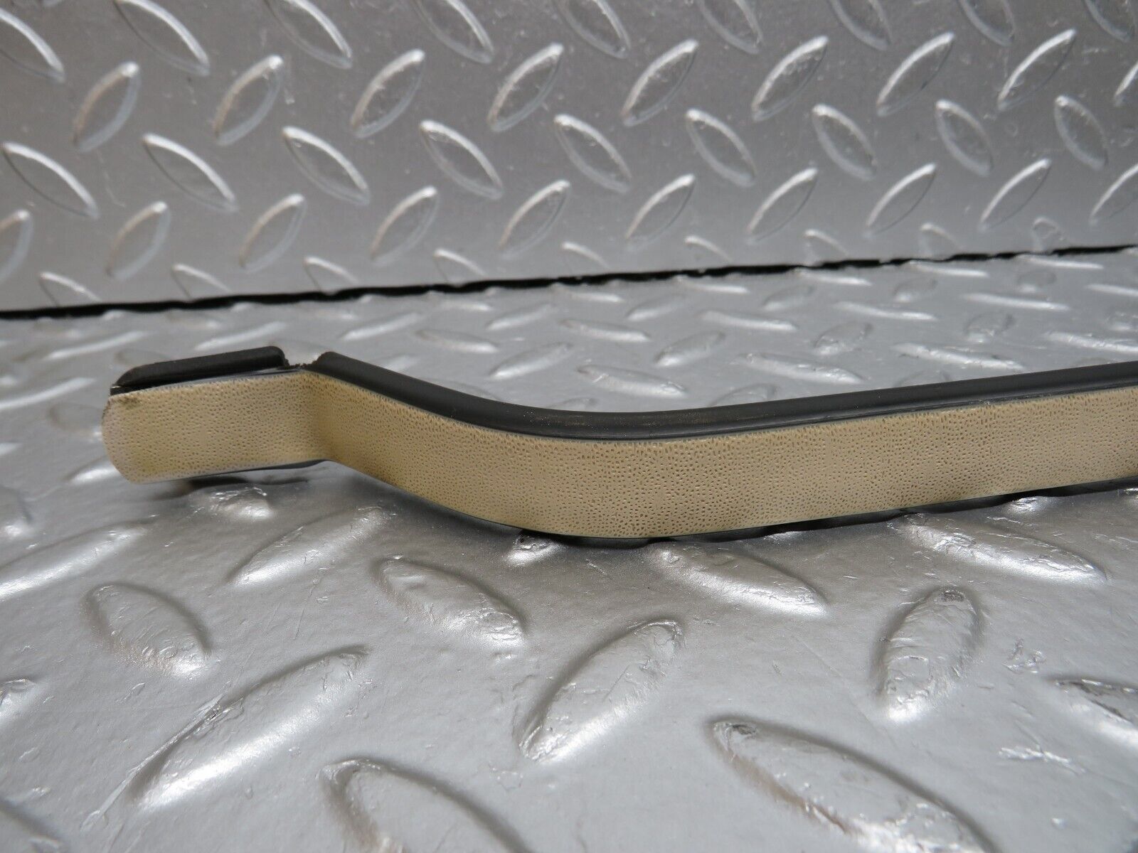 34372 Mercedes-Benz C126 380SEC Coupe Interior Roof Grab Handle Set