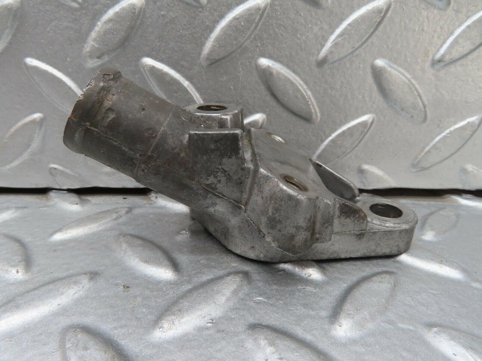 15325 Mercedes-Benz W123 230E Cooling Water Pump Housing Flange 1022030073