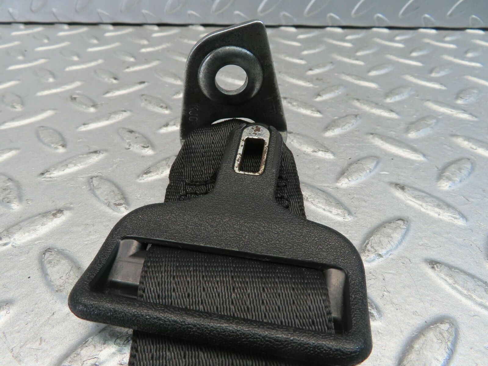 11433 Mercedes-Benz C123 230CE Coupe Rear Left Seat Belt 1238608985