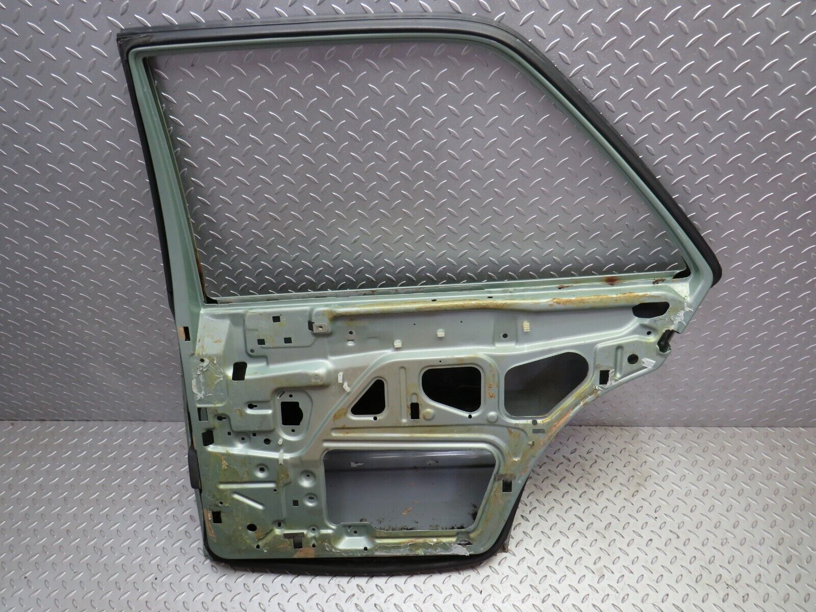 34241 Mercedes-Benz W124 260E Rear Right Door