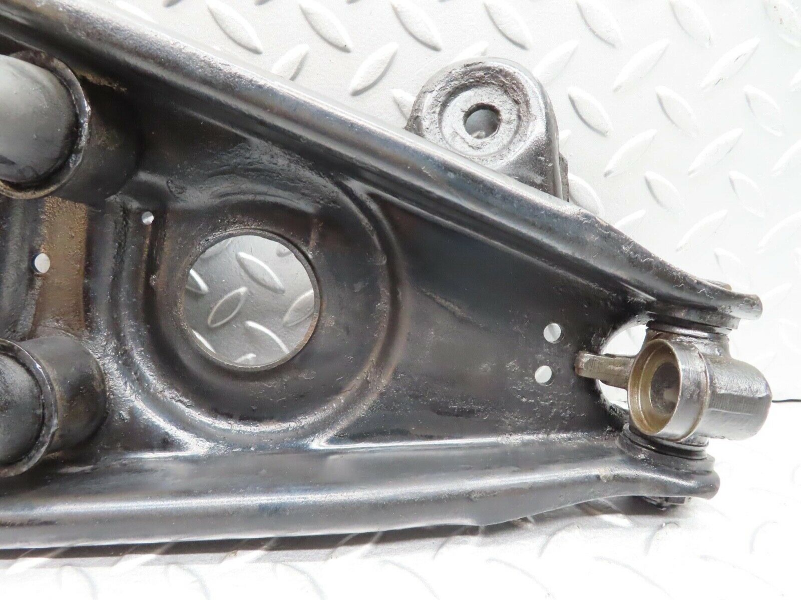 12584 Mercedes-Benz W108 280SE 3.5 Front Right Lower Control Arm