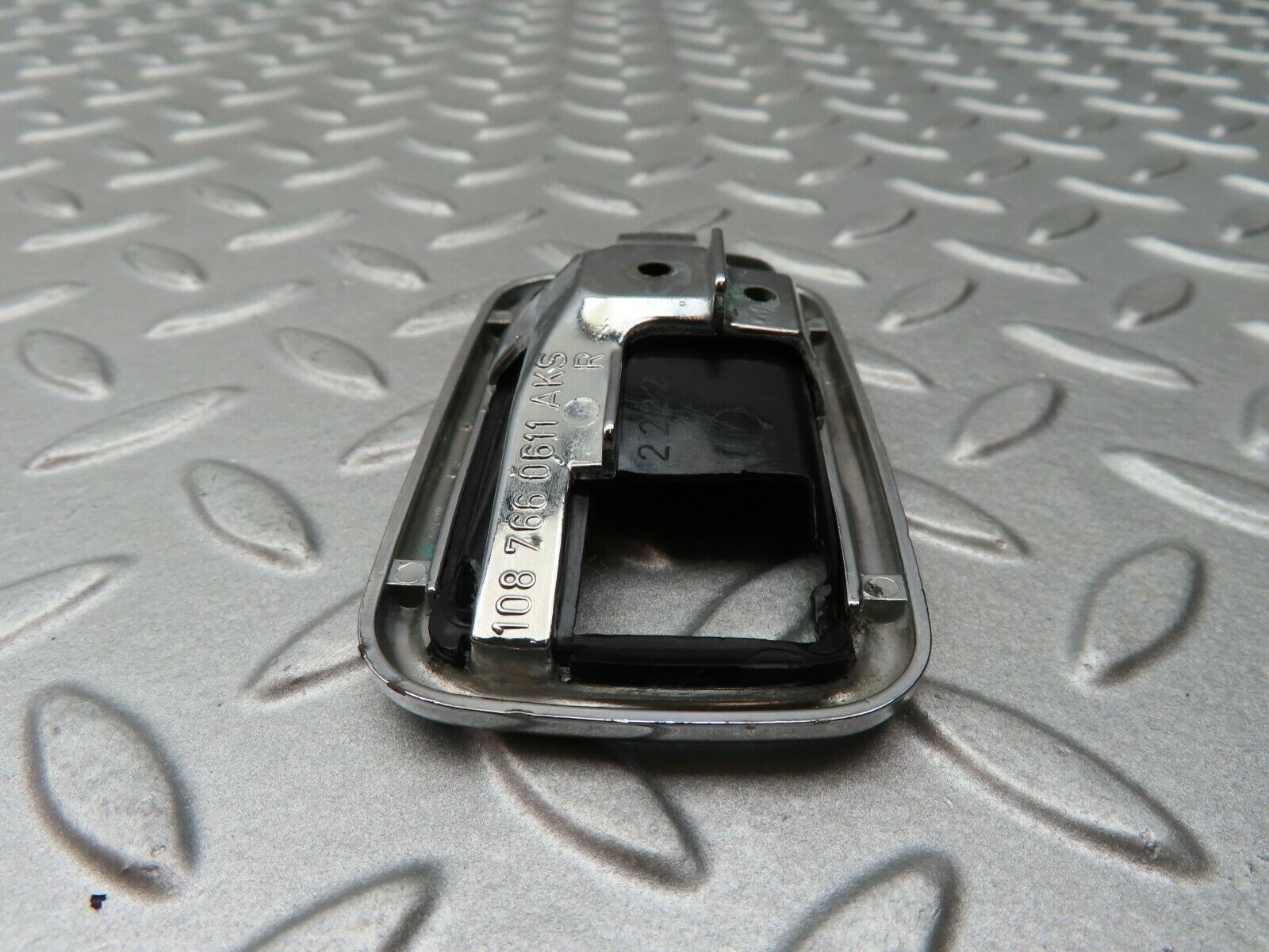 4731 Mercedes-Benz W114 280CE Coupe Chrome Frame For Door Handle 1087660611