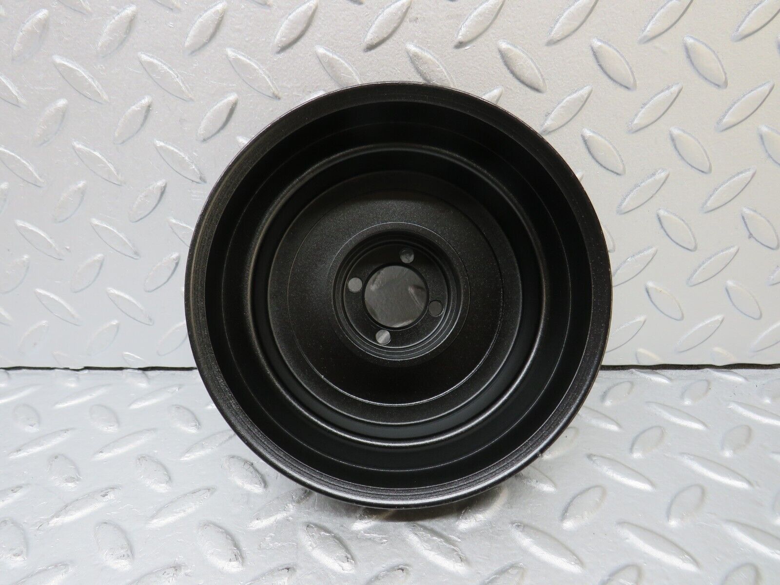 36783 Mercedes-Benz W201 190E 2.0L Water Pump Pulley 1022001005