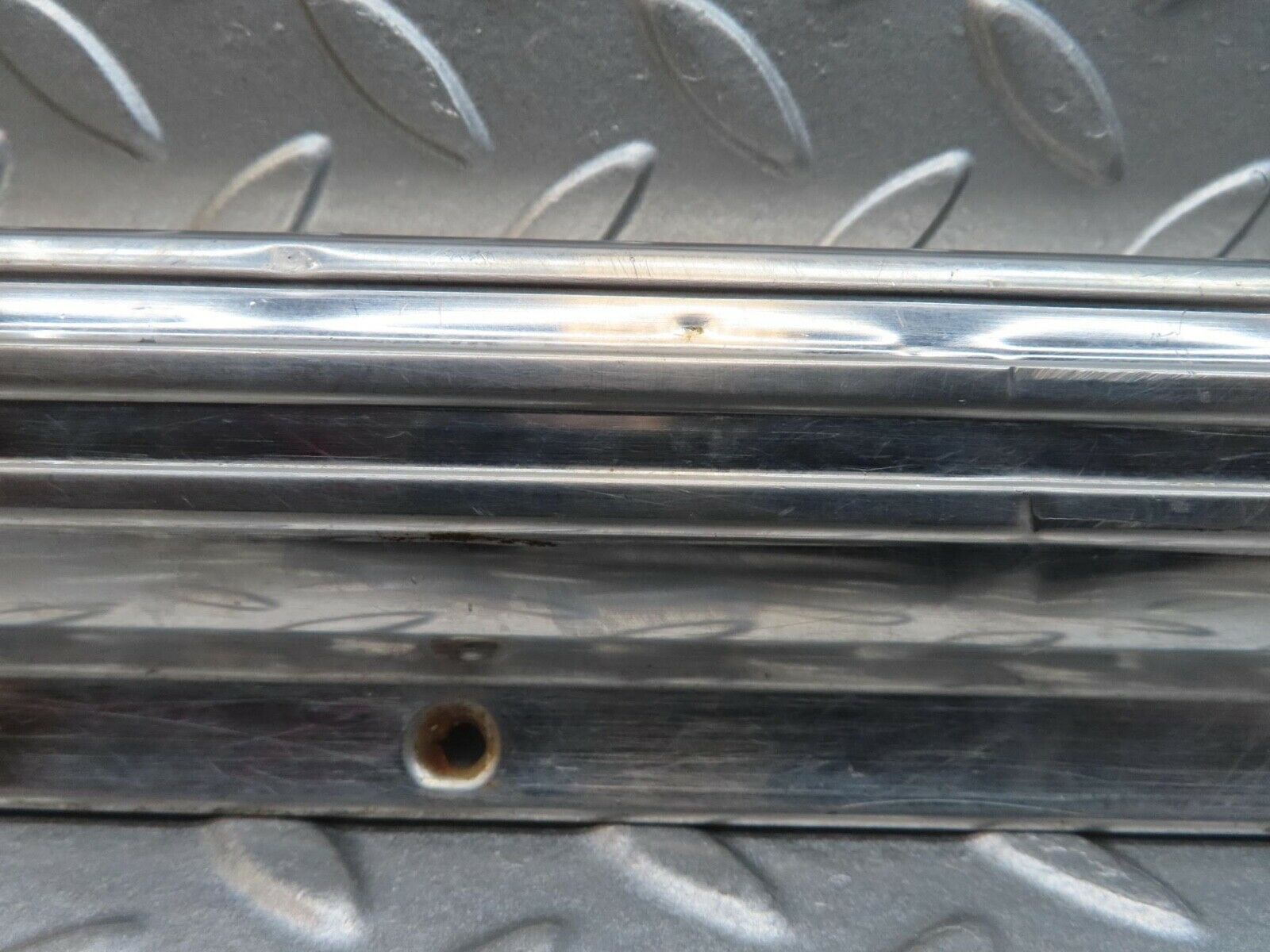 14118 Mercedes-Benz C107 280SLC Left Door Sill Chrome