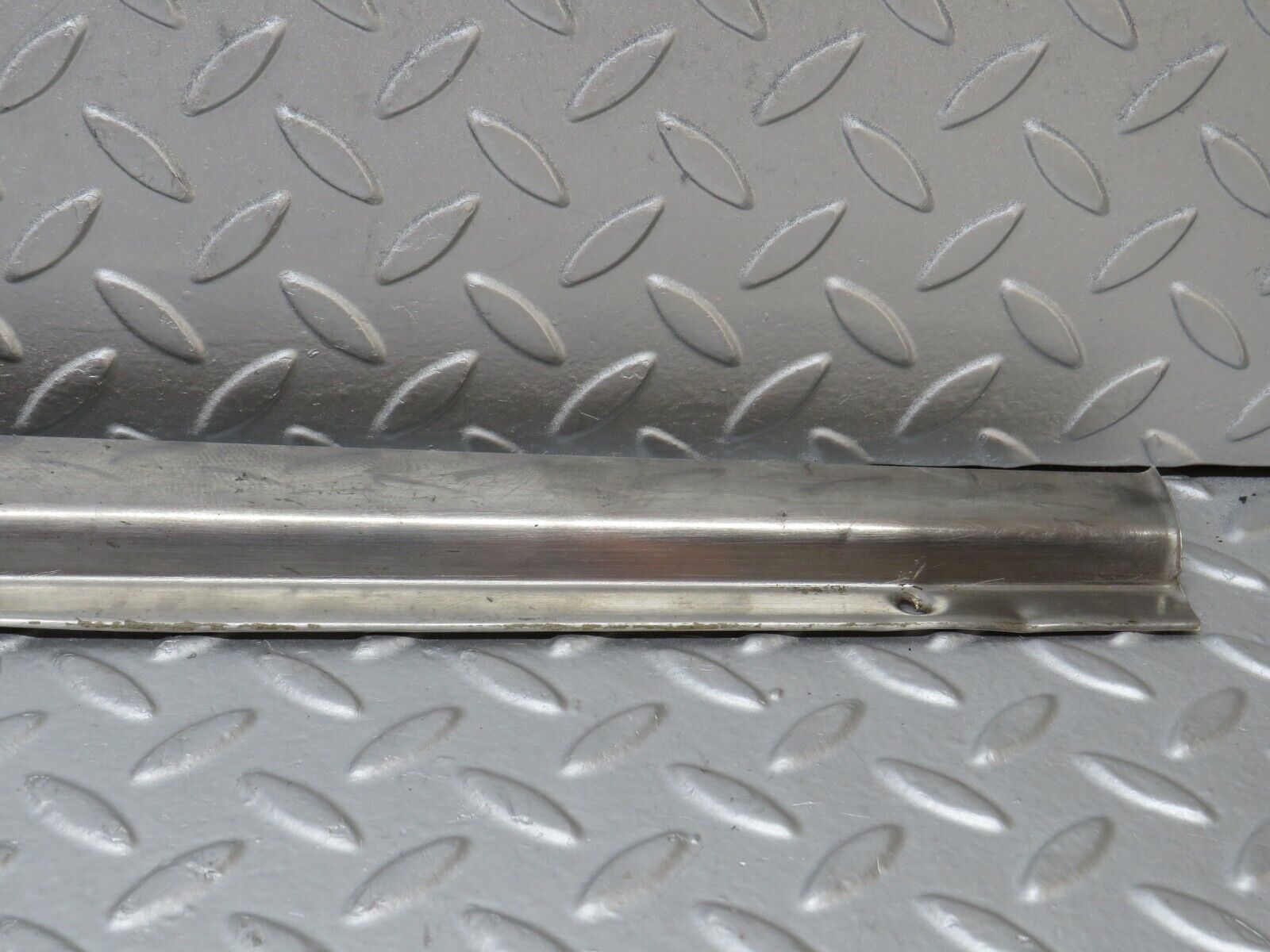 35767 Mercedes-Benz W108 Front Left Door Sill Chrome