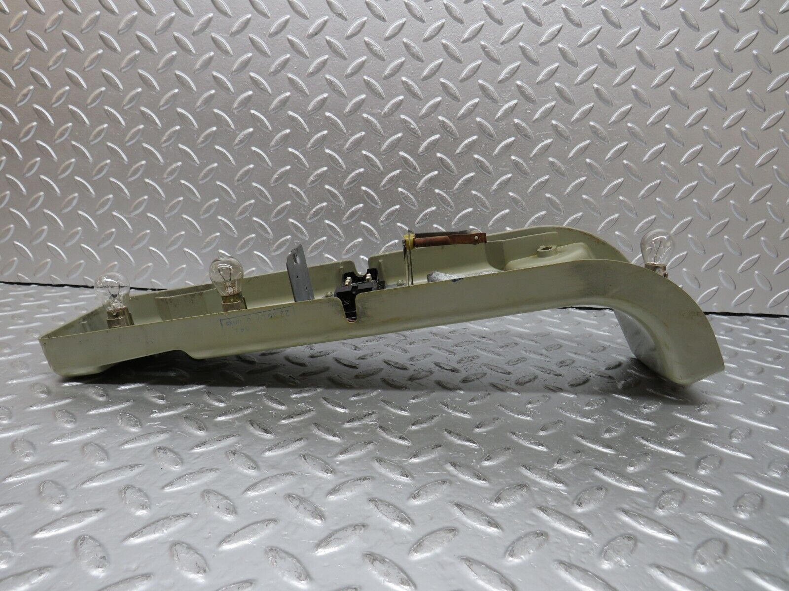 32688 Mercedes-Benz C107 350SLC Coupe Coupe Tail Light Bulb Holder Left Side