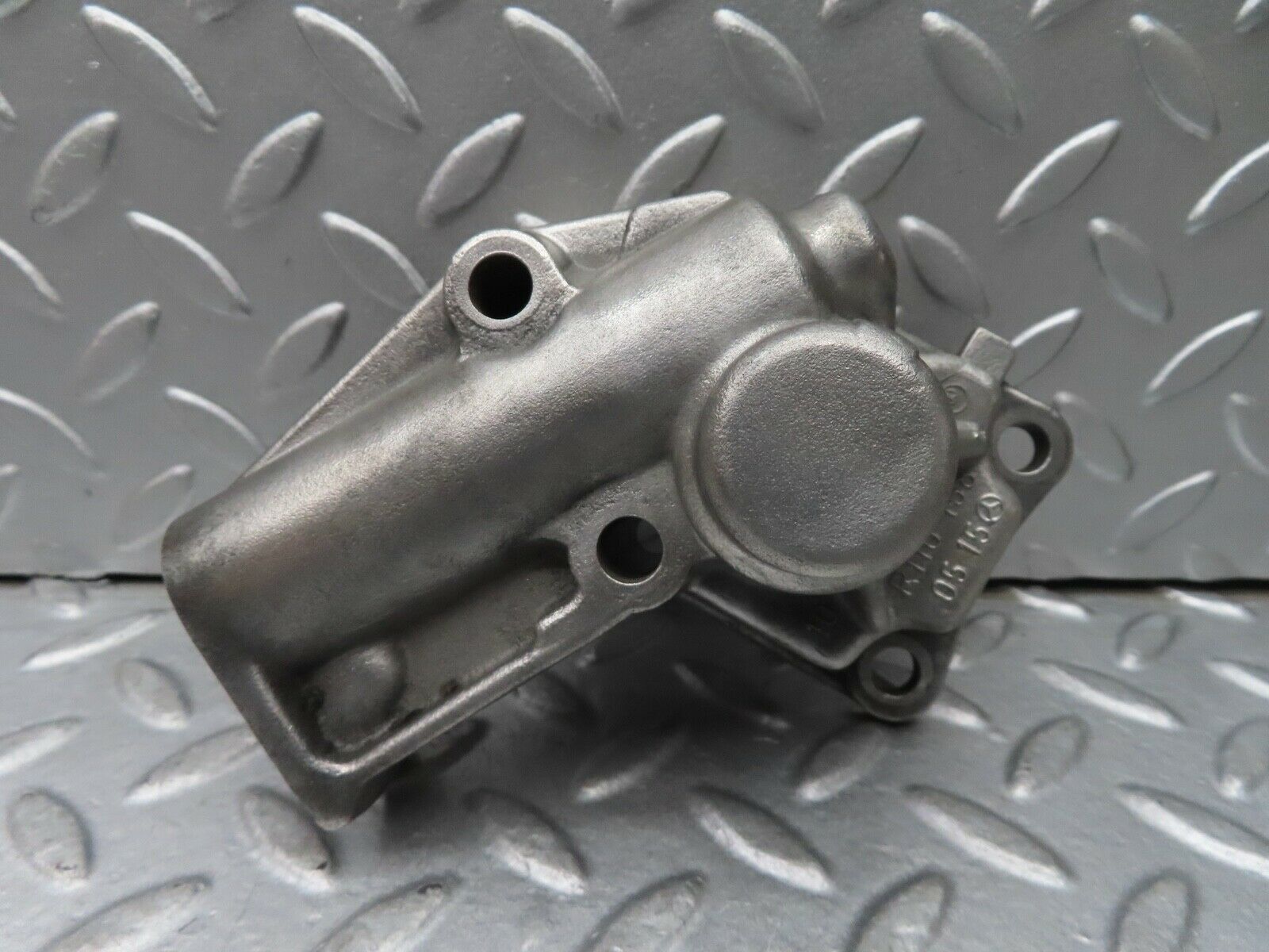 16884 Mercedes-Benz C123 280CE Coupe Ignition Distributor Housing 1101580515