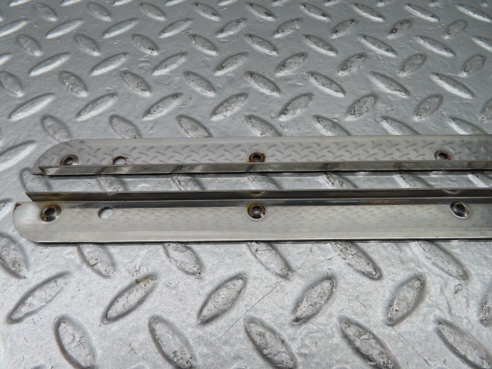 20363 Mercedes-Benz W114 280CE Coupe Sunroof Chrome Trim Set