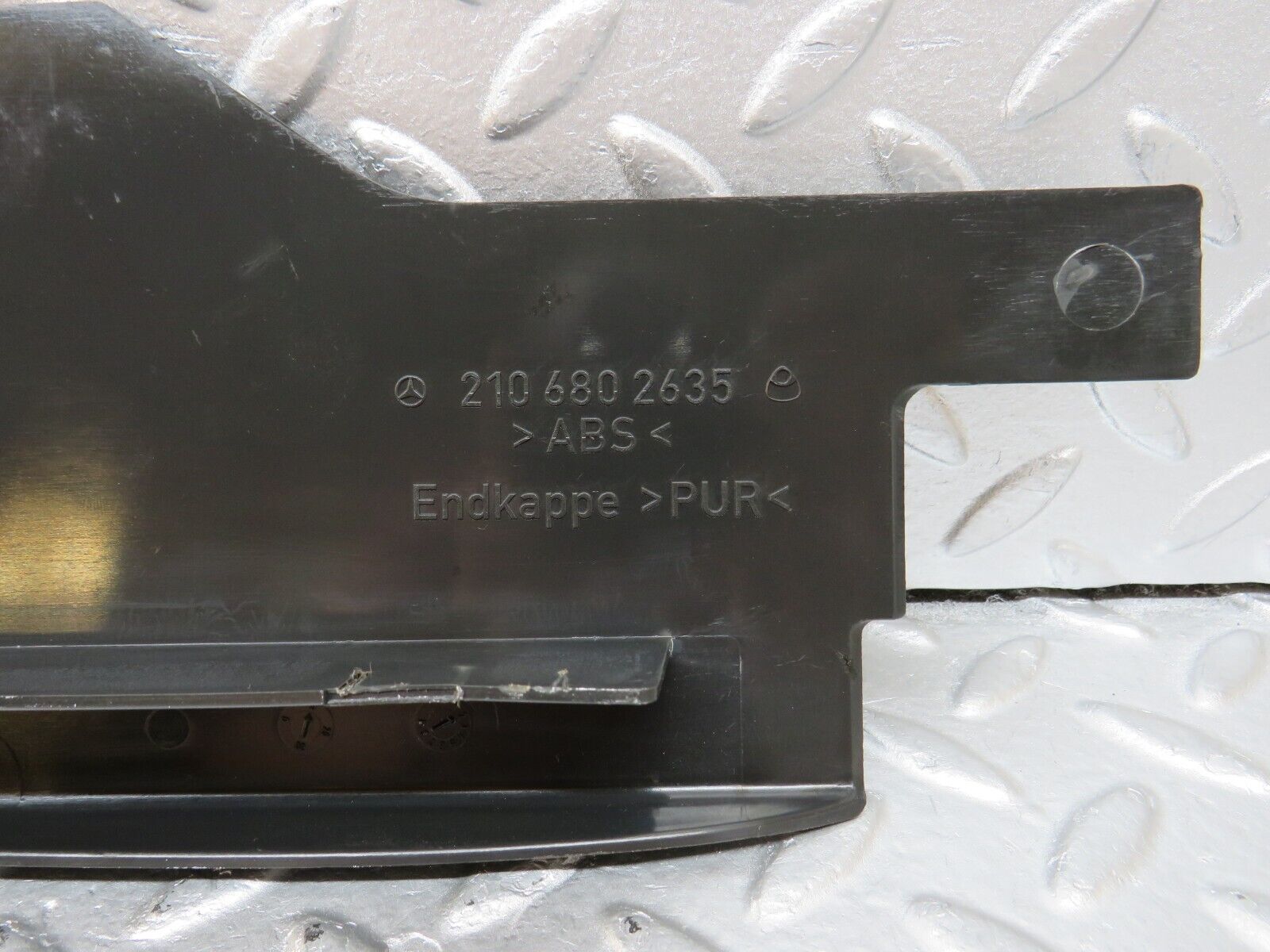 34857 Mercedes-Benz W210 320E Rear Right Door Sill Trim Grey 2106802635