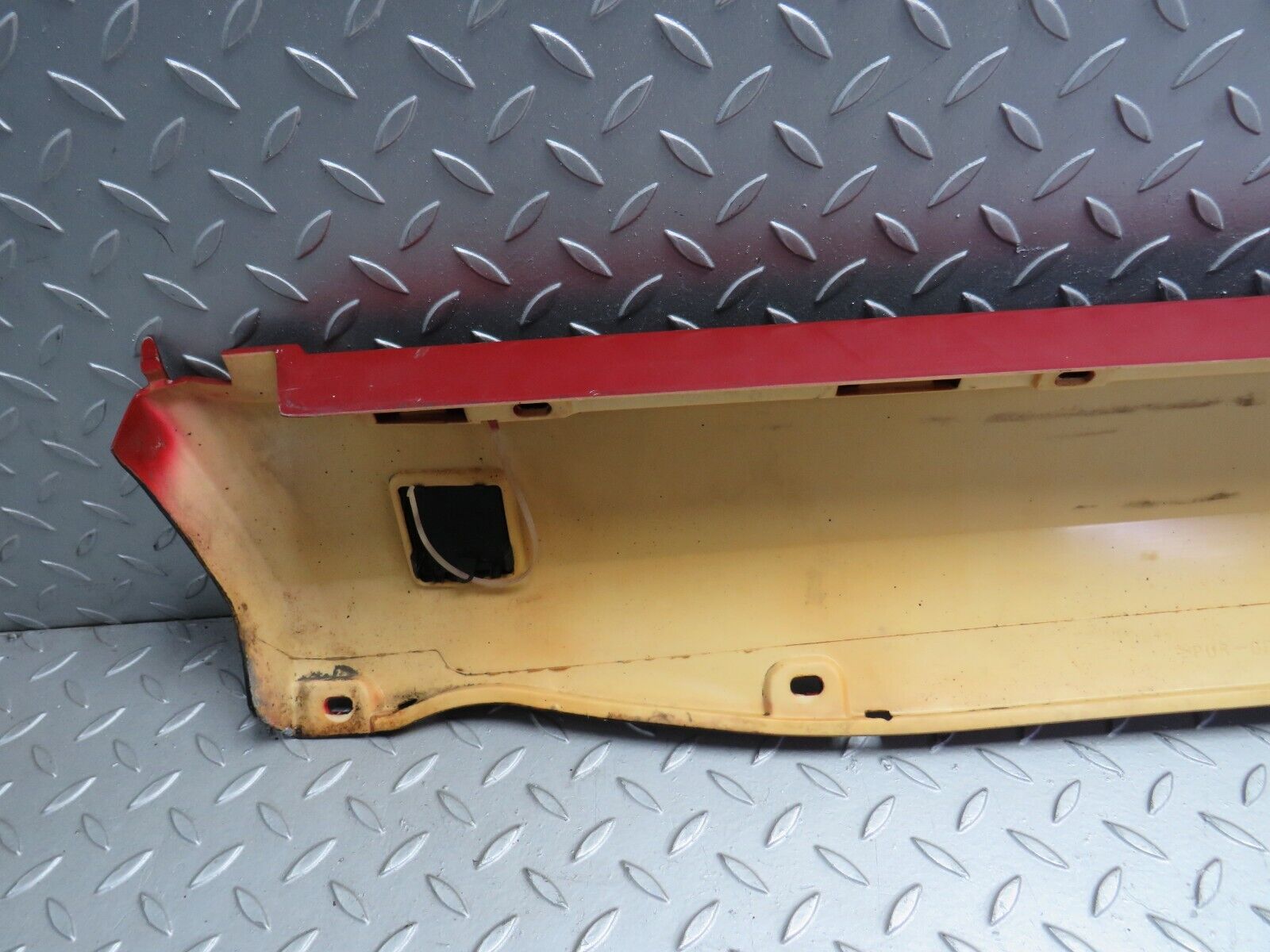 38752 Mercedes-Benz W201 190E 2.6L Side Skirt Left Side 2016906340