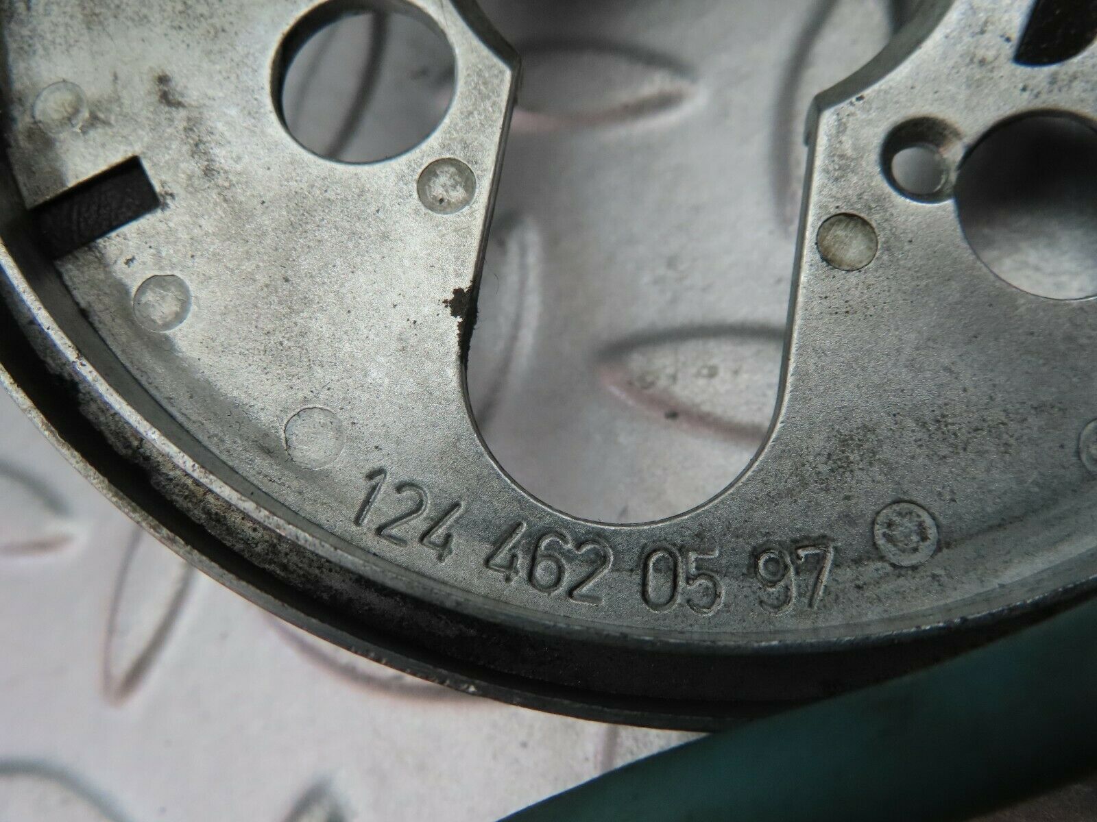 6729 Mercedes-Benz S124 E220 Wagon Steering Wheel Contact Plate 1244620597