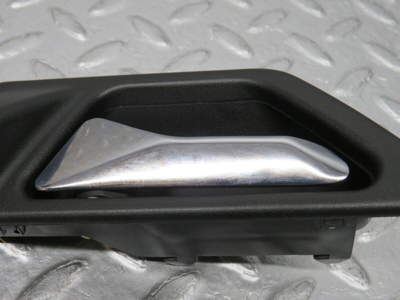 32443 Mercedes-Benz S124 300TE Front Left Interior Door Handle 1247600161