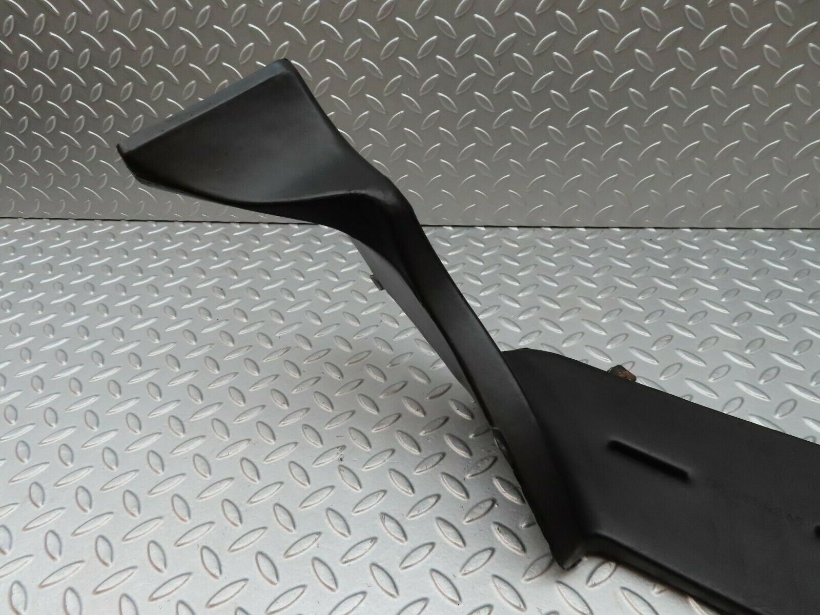 4606 Mercedes-Benz W114 280CE Coupe Air Duct Heater Ventilation R 1158310245