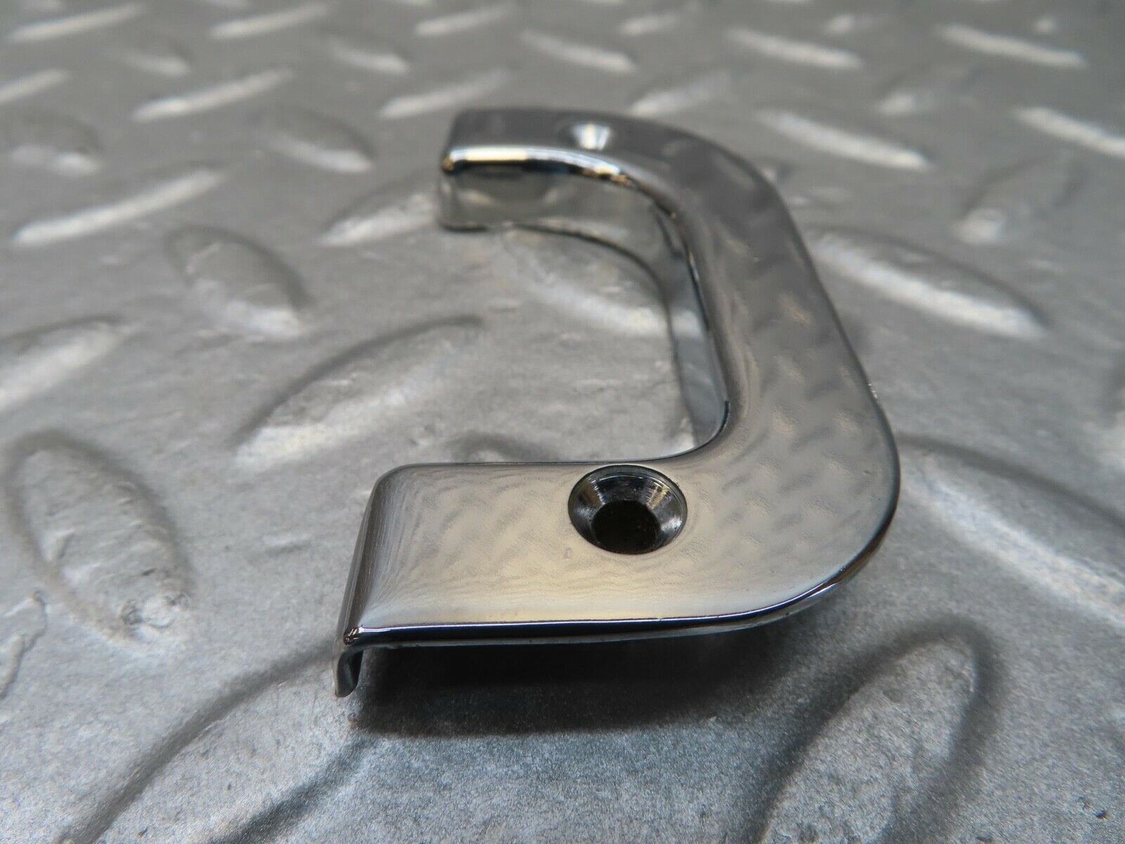 16040 Mercedes-Benz W123 280E Left Interior Chrome Door Latch Trim 1237230124