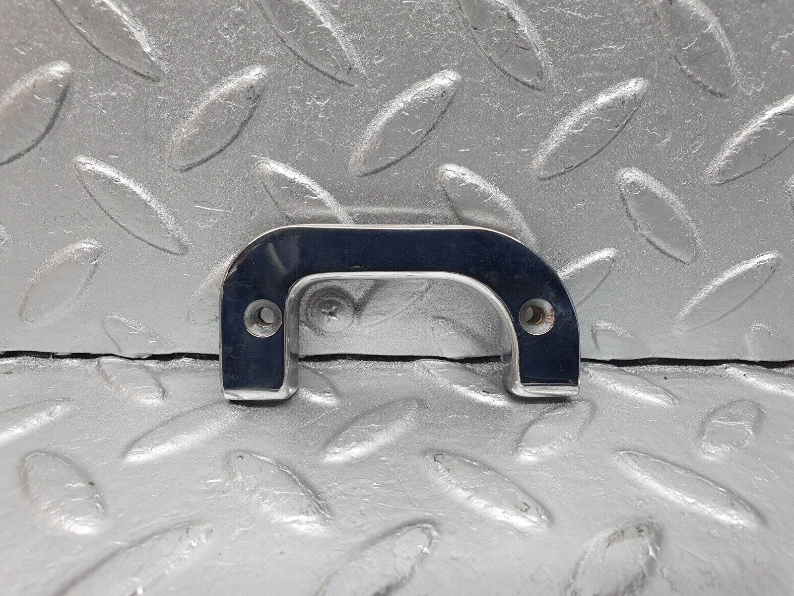 40895 Mercedes-Benz W126 300SE Interior Chrome Door Latch Trim Right 1237230224