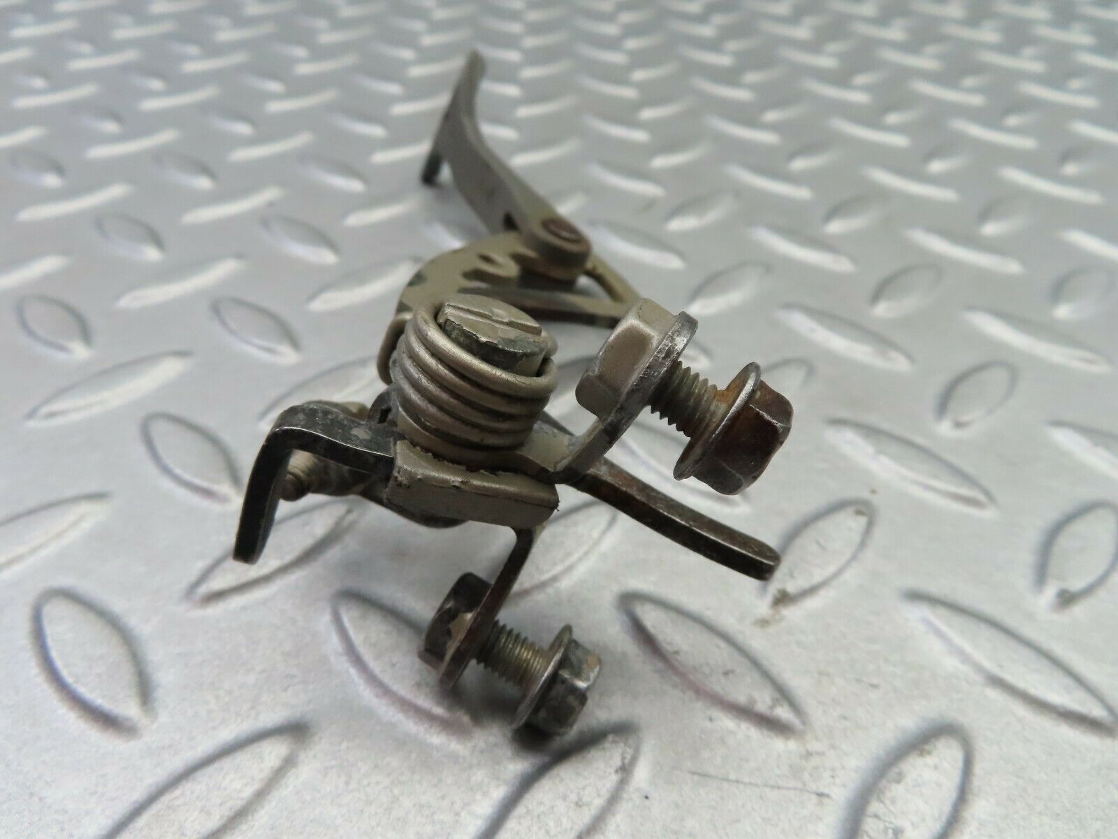 6220 Mercedes-Benz W126 380SE Bonnet Safety Latch & Pull Handle