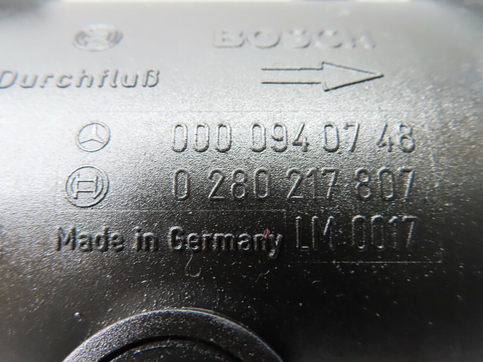 19556 Mercedes-Benz C140 CL420 Coupe Mass Air Flow Meter 0000940748