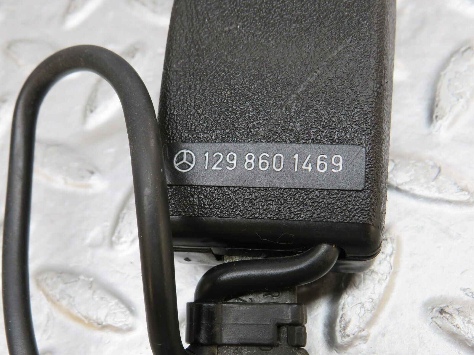 36827 Mercedes-Benz R129 300SL-24 Front Right Seat Belt With Buckle 1298601469