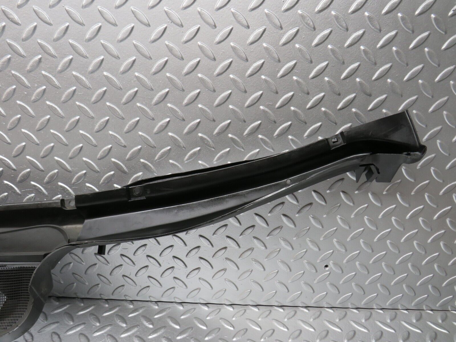 30452 Mercedes-Benz W124 230E Wiper Mechanism Cover Panel 1246200978