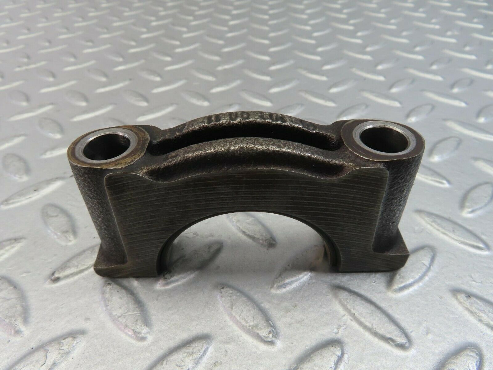 10129 Mercedes-Benz C123 230CE Coupe Crankshaft Bearing Holder Block 1020011