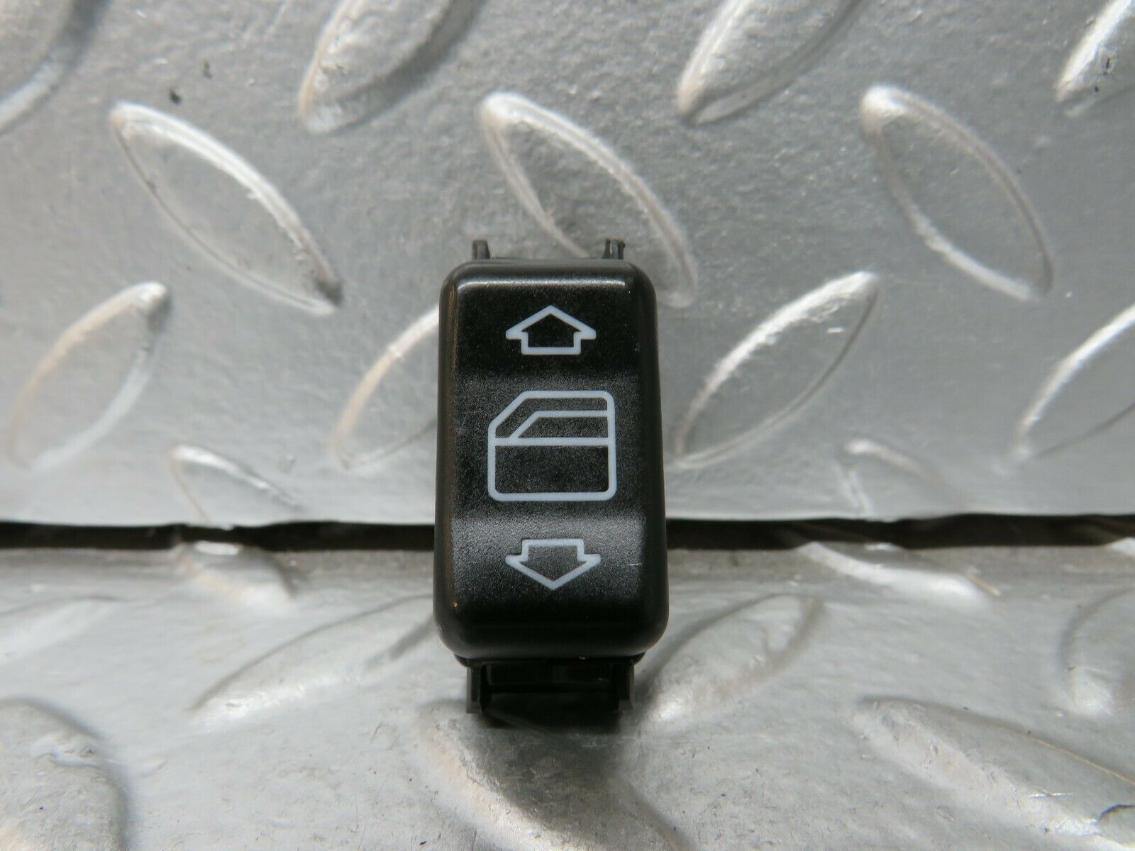 24289 Mercedes-Benz S124 220TE Electric Window Switch Left Side 1248209310