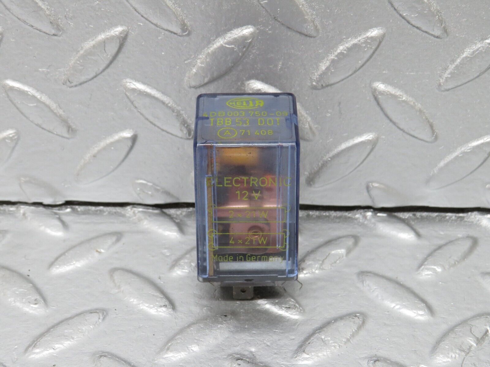 40315 Mercedes-Benz W110 230 Flasher Relay Hella 4DB003750-09