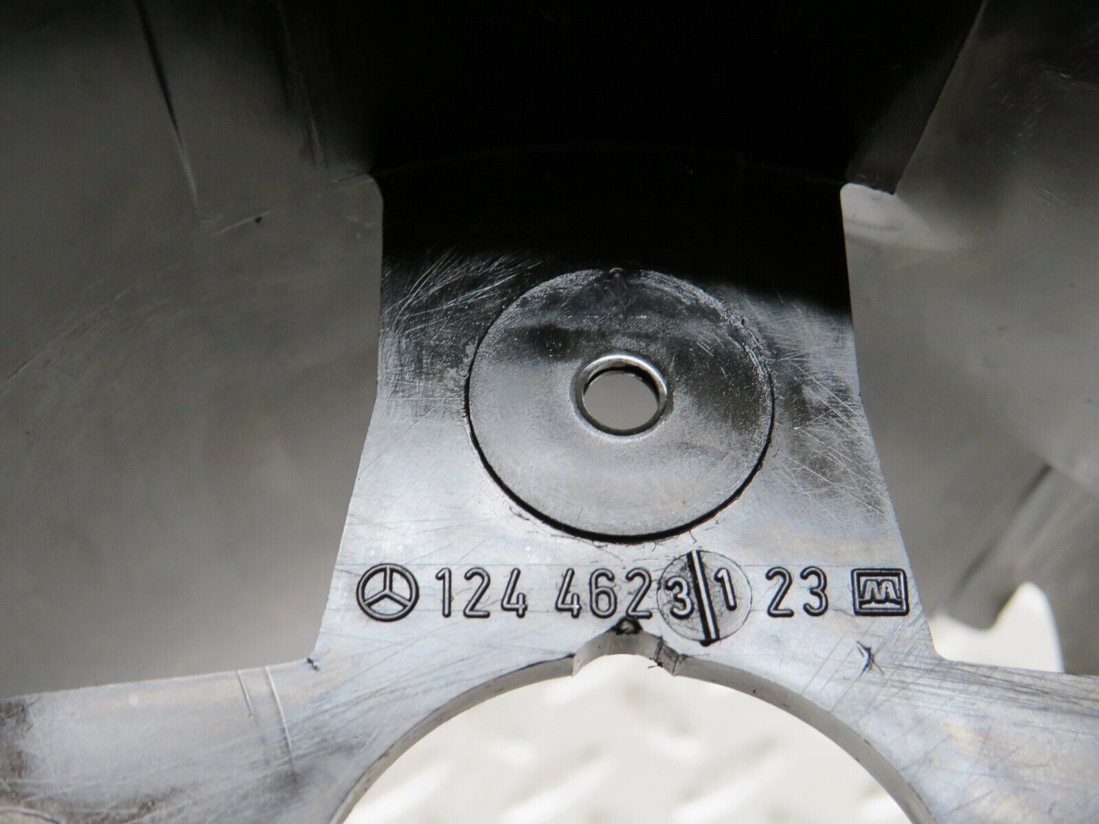 26550 Mercedes-Benz C124 220CE Coupe Steering Column Surround Cover 1244623123