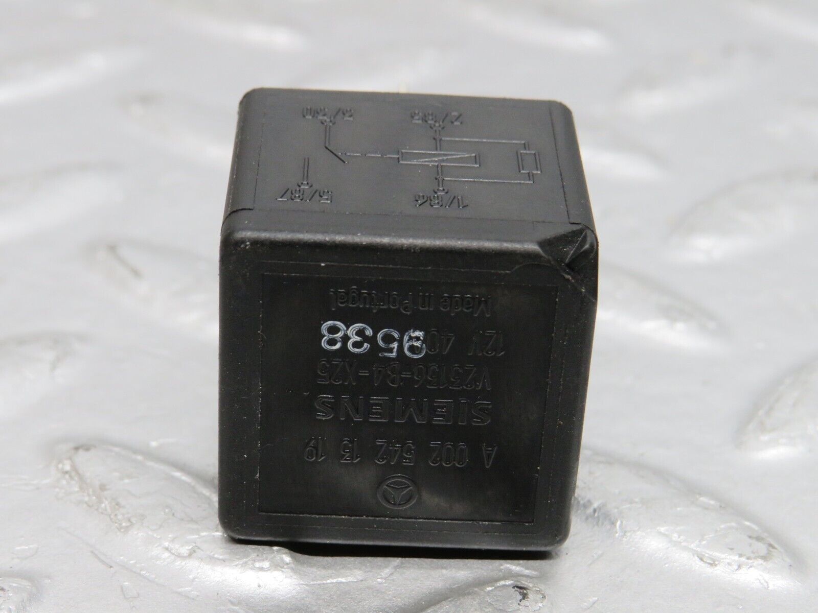 39647 Mercedes-Benz R129 320SL Coupe Multi Purpose Relay 0025421319