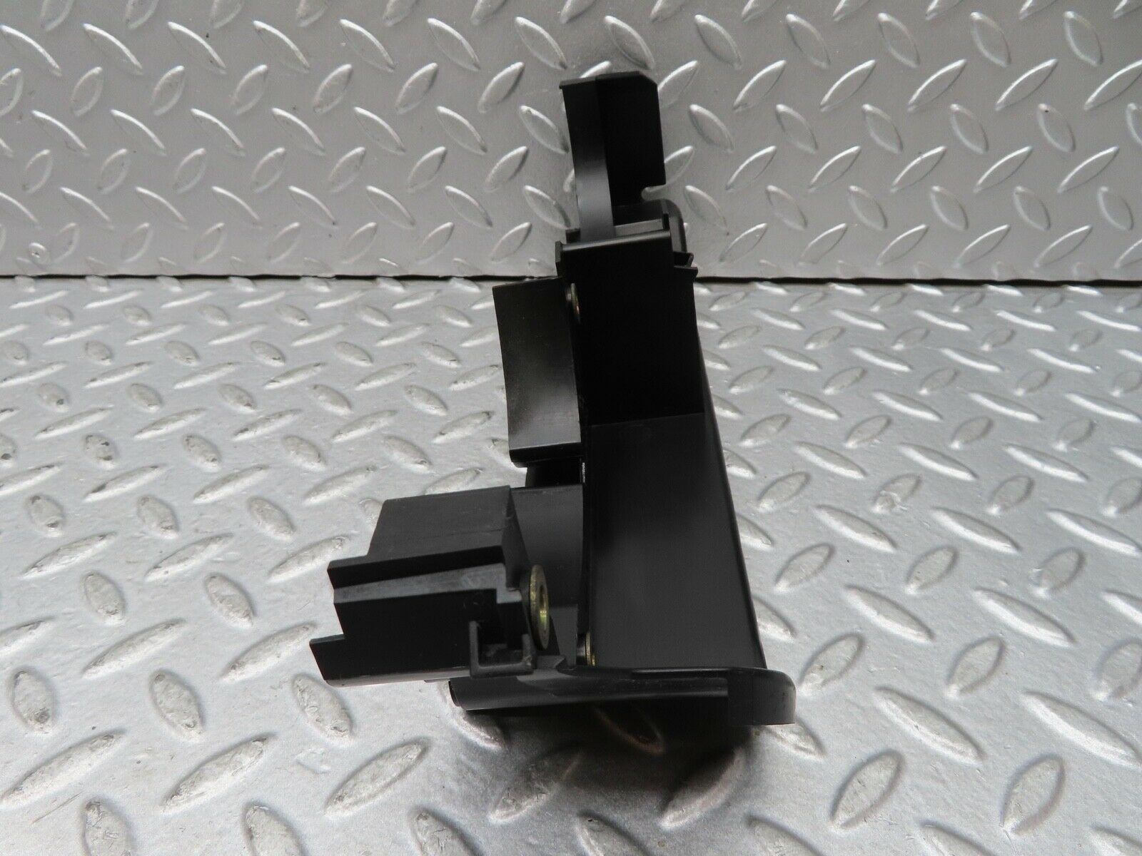 17369 Mercedes-Benz R129 300SL Coupe Ignition Suppressor Housing 1041580485