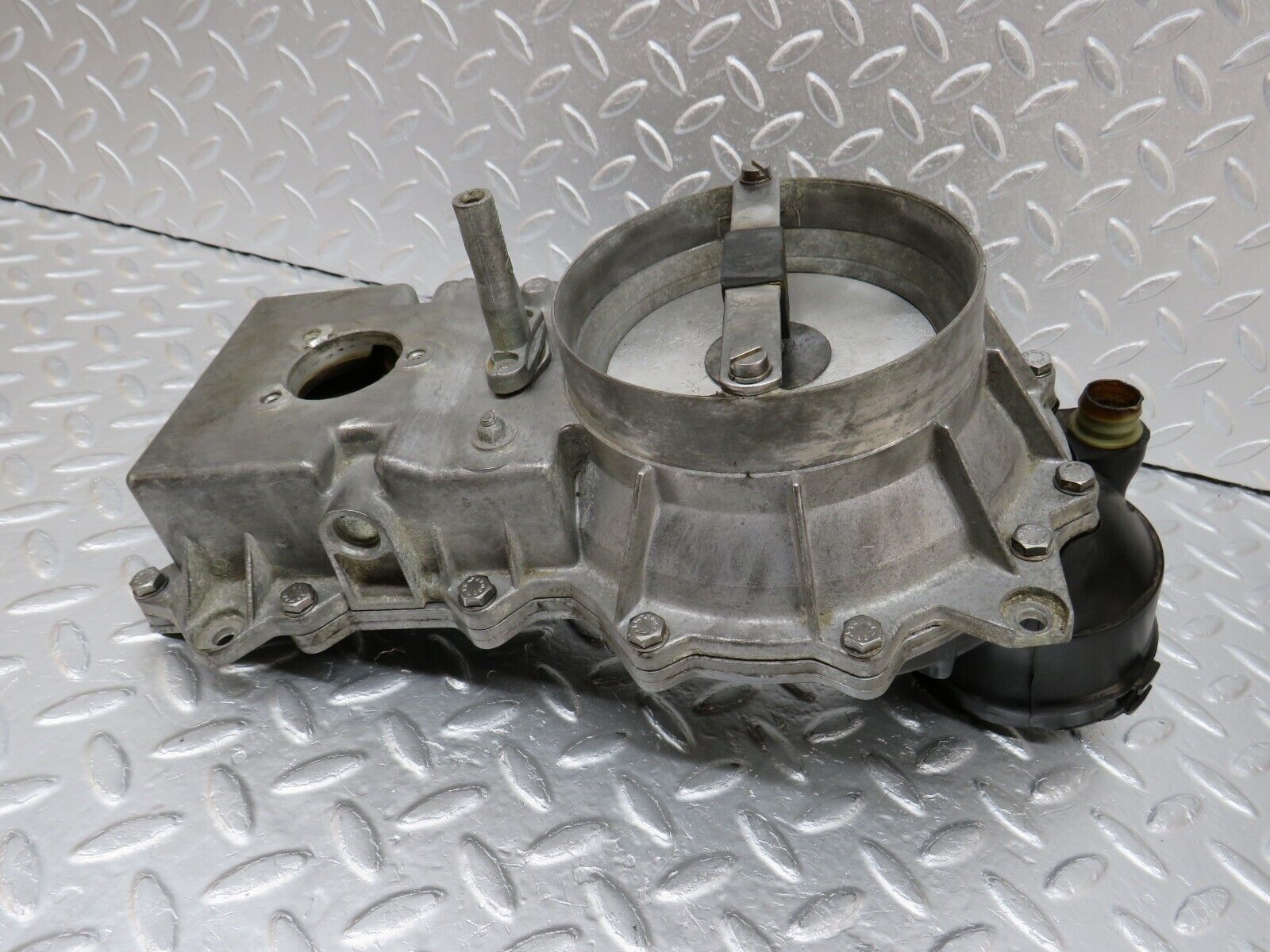 34614 Mercedes-Benz C126 380SEC Air Flow Mass Meter Sensor Bosch 1161400018