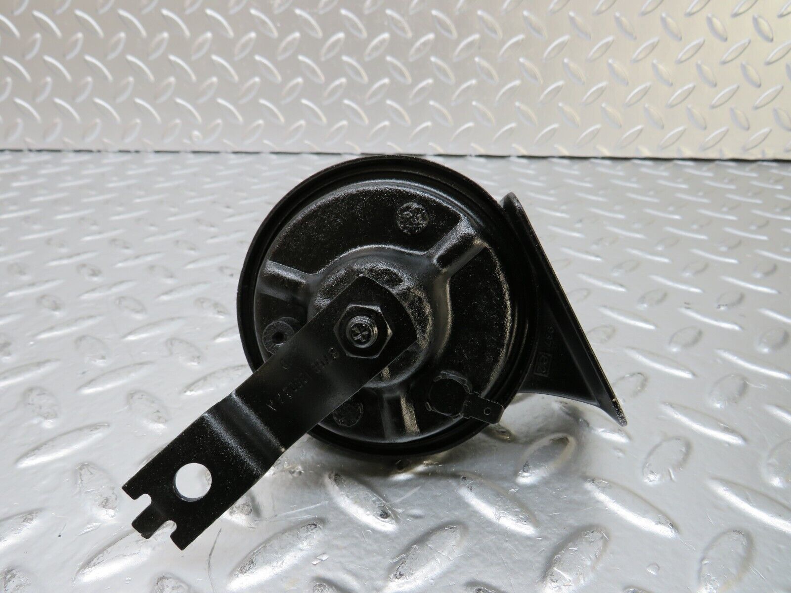 25288 Mercedes-Benz W201 190D Horn