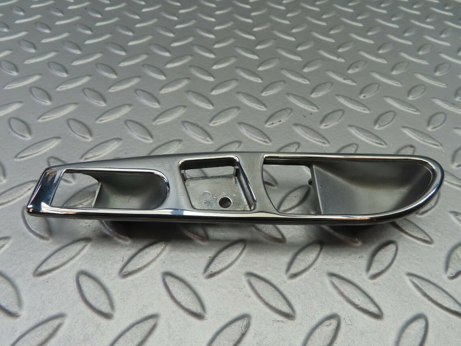 6835 Mercedes-Benz C107 350SLC Coupe Interior Door Handle Chrome Surround Right
