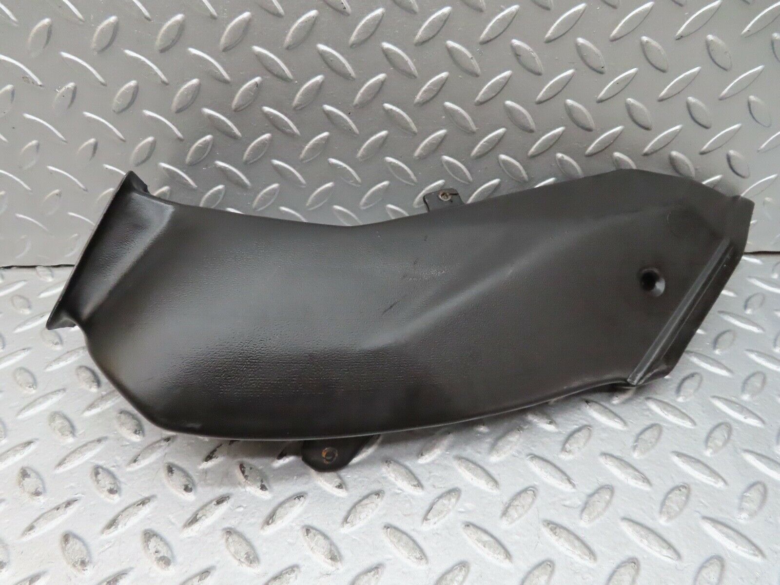 17587 Mercedes-Benz W116 450SEL Ventilation Air Duct Left Side 1168310146