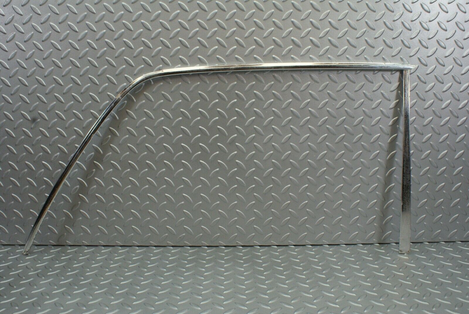 2639 Mercedes-Benz W116 350SE Door Chrome Window Frame Rear Right