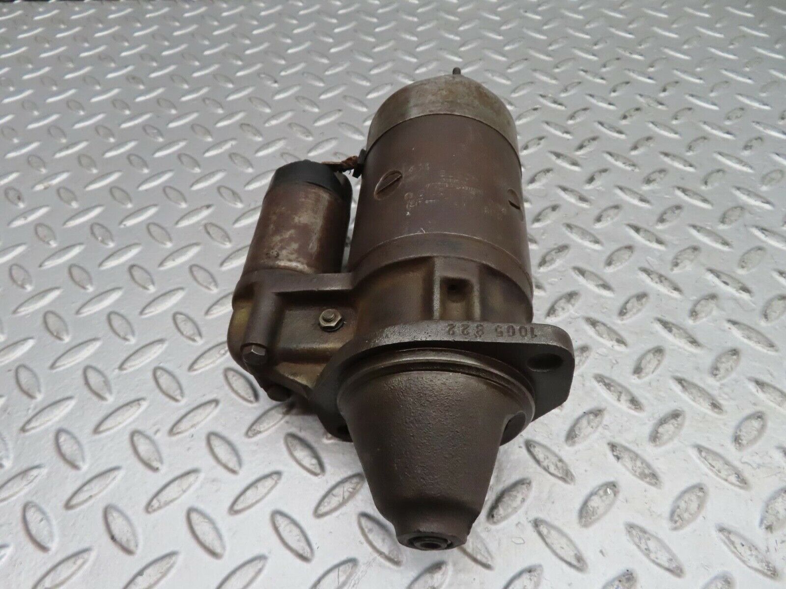 15809 Mercedes-Benz W115 Starter Motor Bosch 0001208009