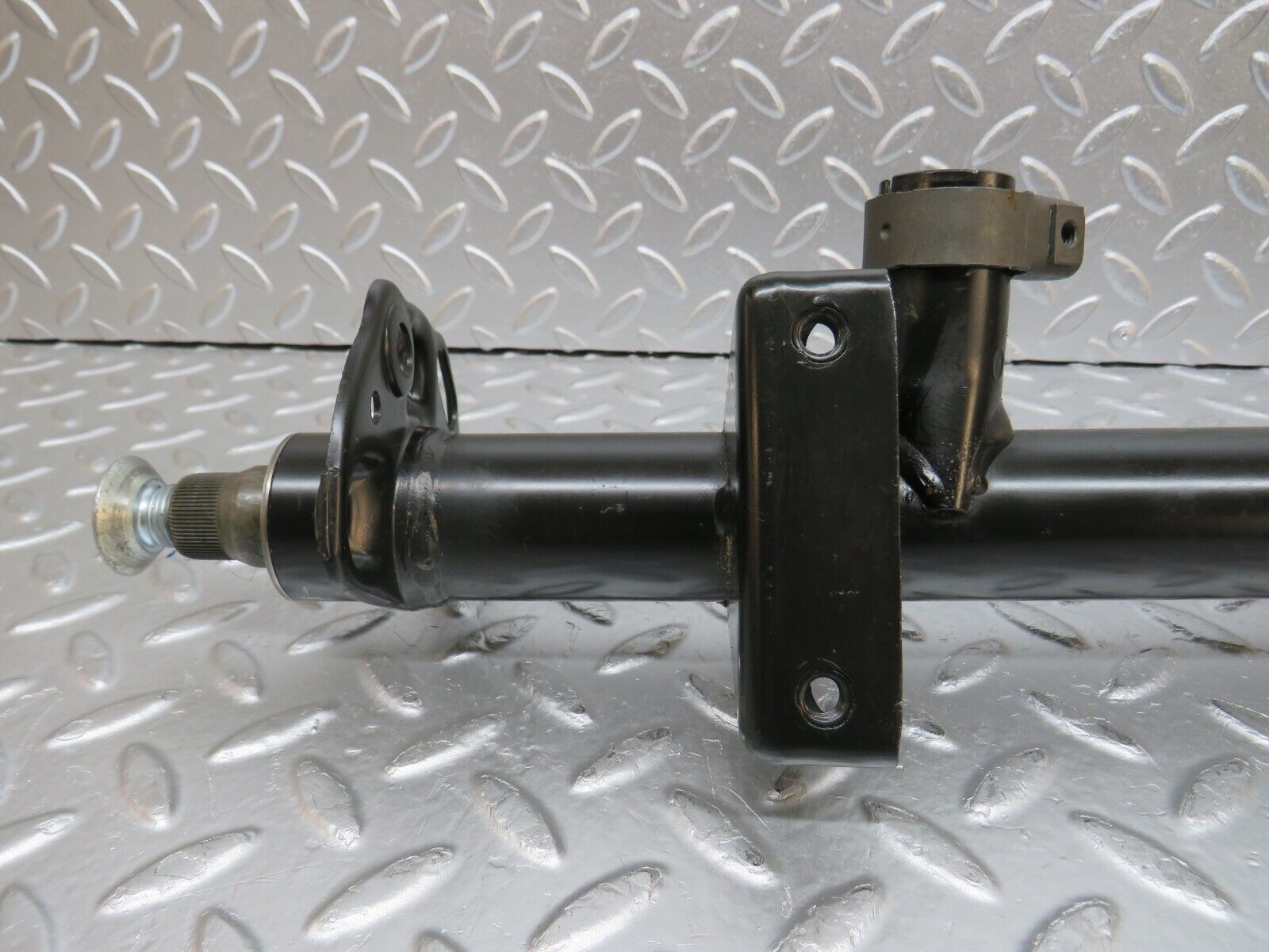 31430 Mercedes-Benz S124 220TE Wagon Steering Column