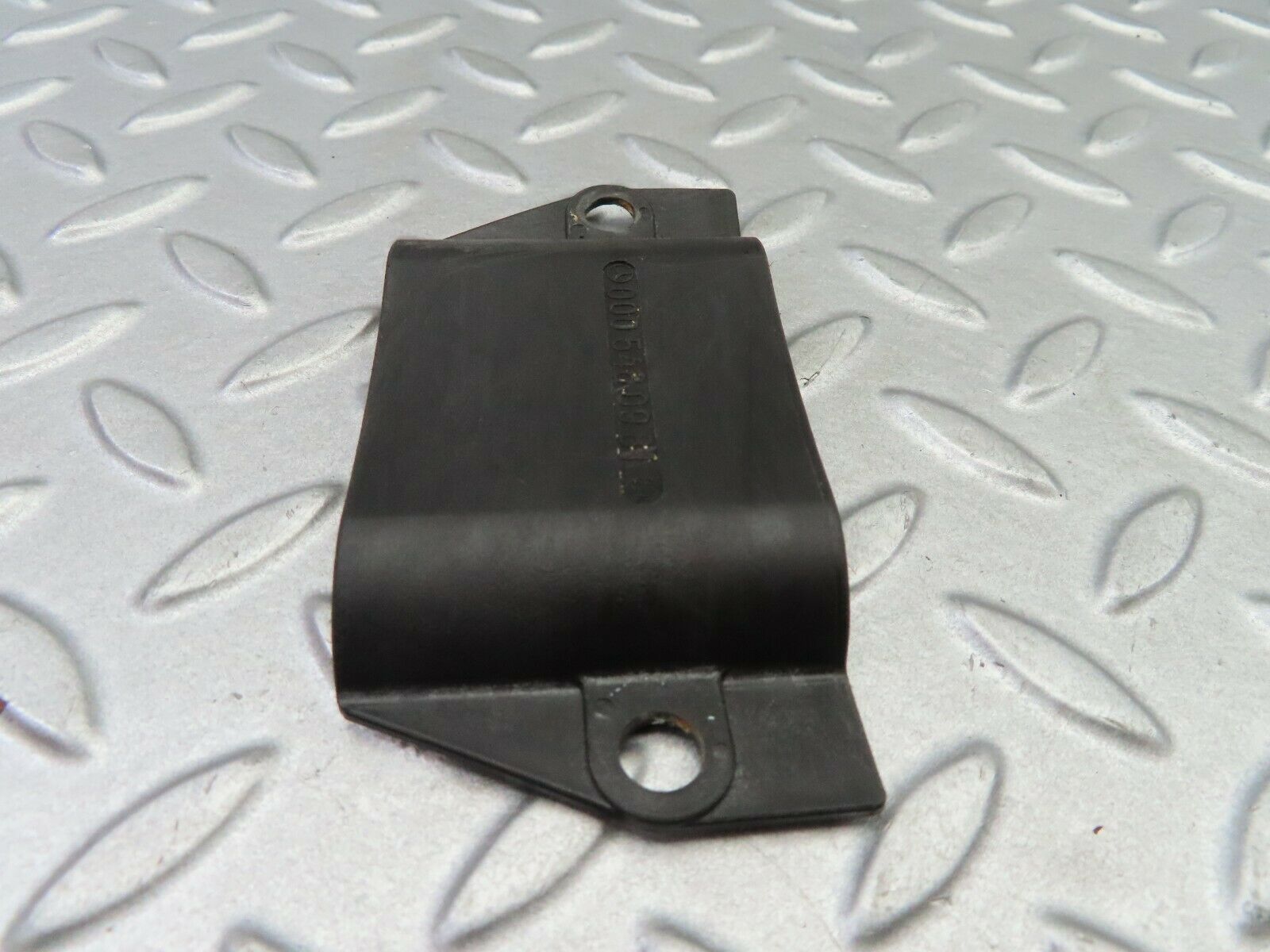 6387 Mercedes-Benz W126 380SE Front Panel Covering 0005460981