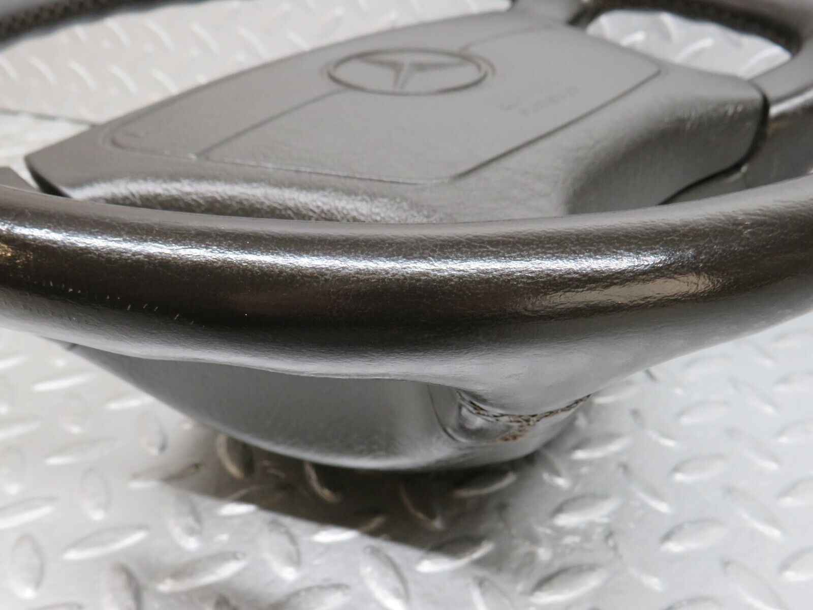 38290 Mercedes-Benz R129 280SL Coupe Leather Steering Wheel