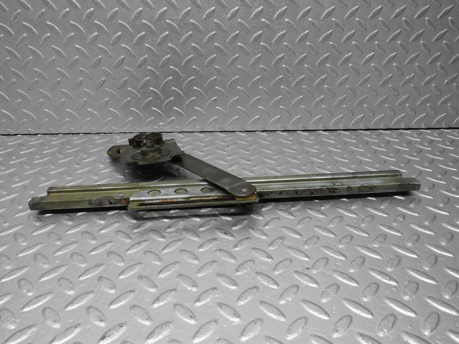 40461 Mercedes-Benz W110 230 Rear Left Door Window Regulator